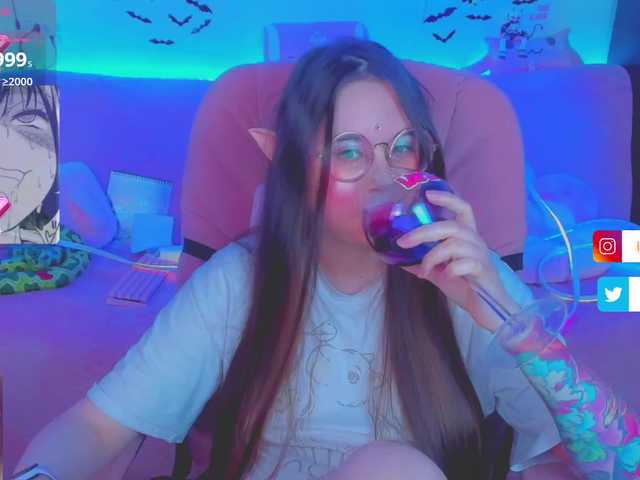 LittleKitsune live cam on BongaCams