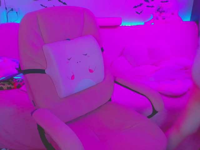 LittleKitsune live cam on BongaCams