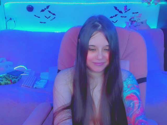 LittleKitsune live cam on BongaCams