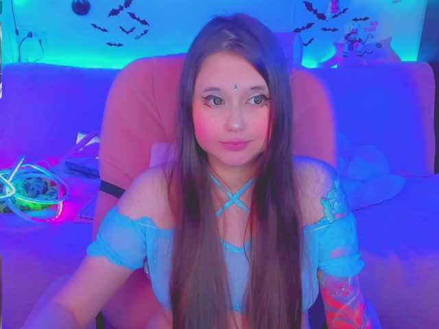 LittleKitsune live cam on BongaCams