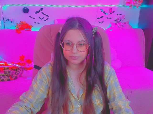 LittleKitsune live cam on BongaCams