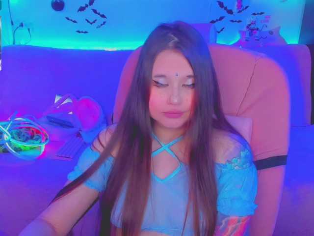 LittleKitsune live cam on BongaCams