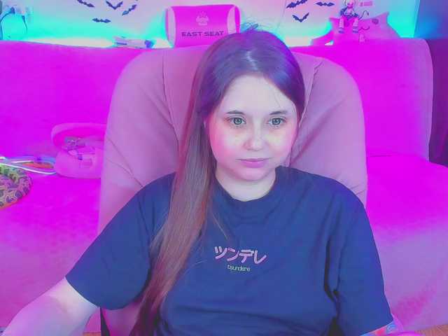 LittleKitsune live webcam show