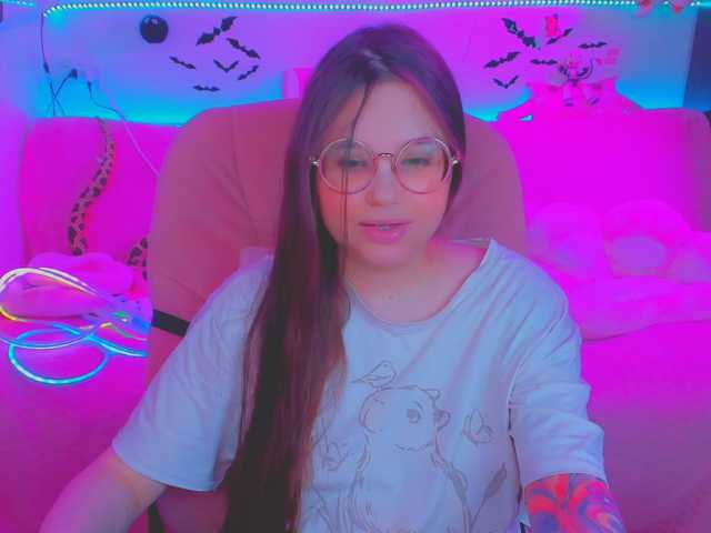 LittleKitsune live cam on BongaCams