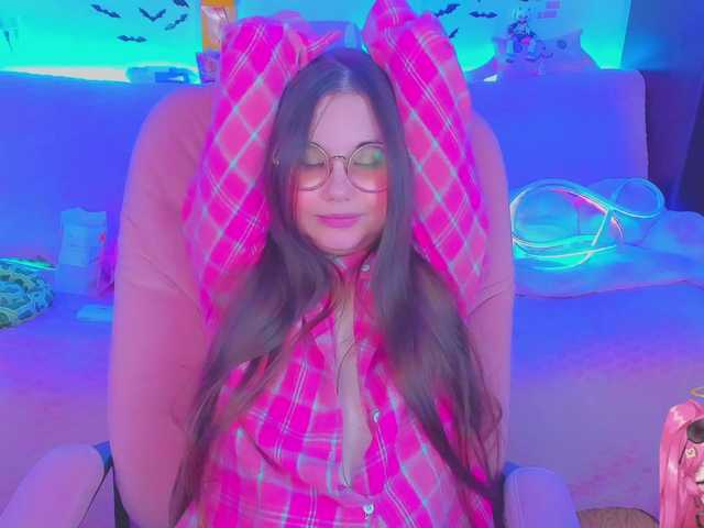 LittleKitsune live cam on BongaCams
