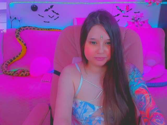 LittleKitsune live cam on BongaCams