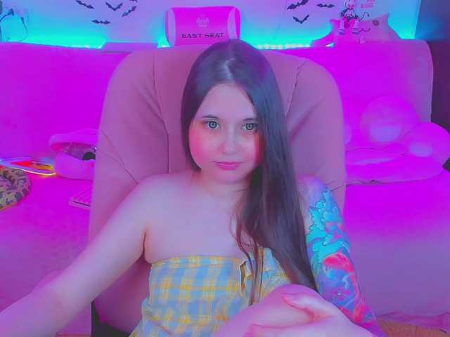 LittleKitsune live cam on BongaCams