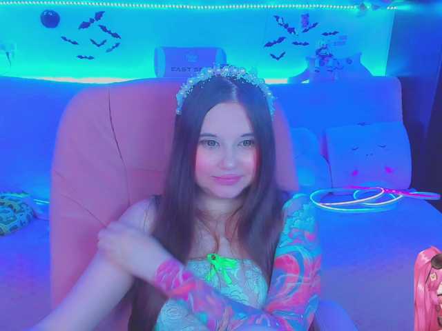 LittleKitsune live cam on BongaCams