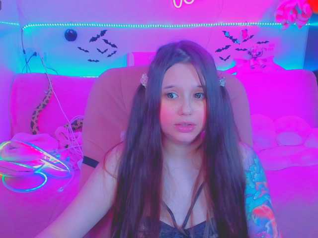 LittleKitsune live cam on BongaCams