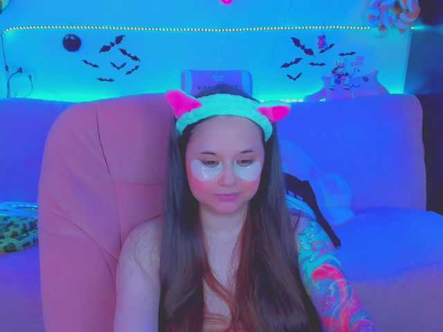 LittleKitsune live cam on BongaCams