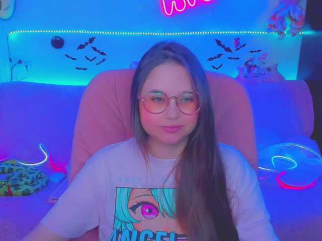 LittleKitsune live cam on BongaCams