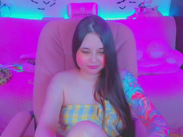 LittleKitsune live webcam show