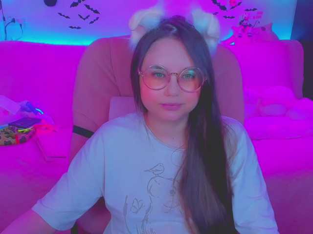 LittleKitsune live cam on BongaCams