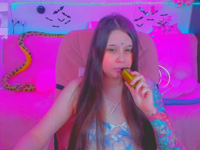 LittleKitsune live cam on BongaCams