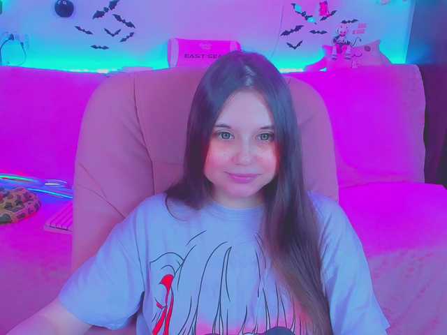 LittleKitsune live cam on BongaCams