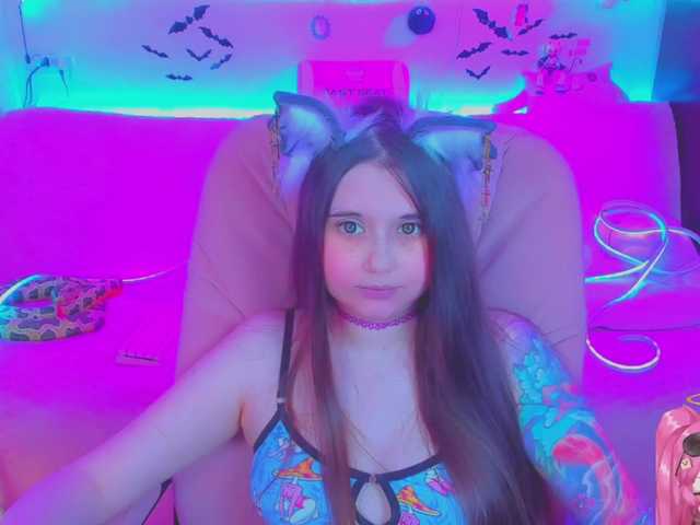 LittleKitsune live cam on BongaCams