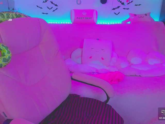 LittleKitsune live cam on BongaCams
