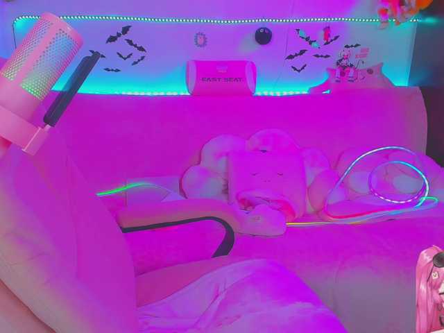 LittleKitsune live cam on BongaCams