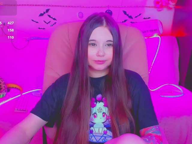 LittleKitsune's BongaCams show and profile