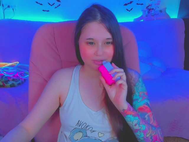 LittleKitsune live cam on BongaCams