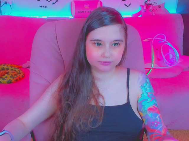 LittleKitsune live cam on BongaCams