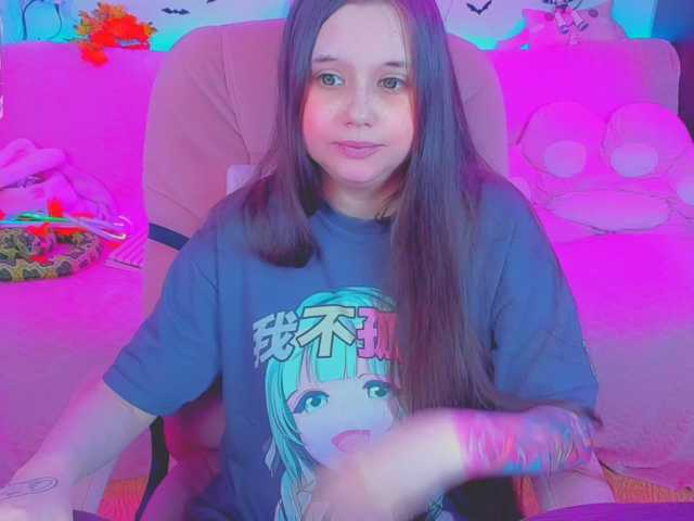 LittleKitsune live cam on BongaCams