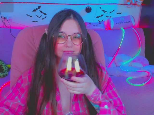 LittleKitsune Live Cam on BongaCams