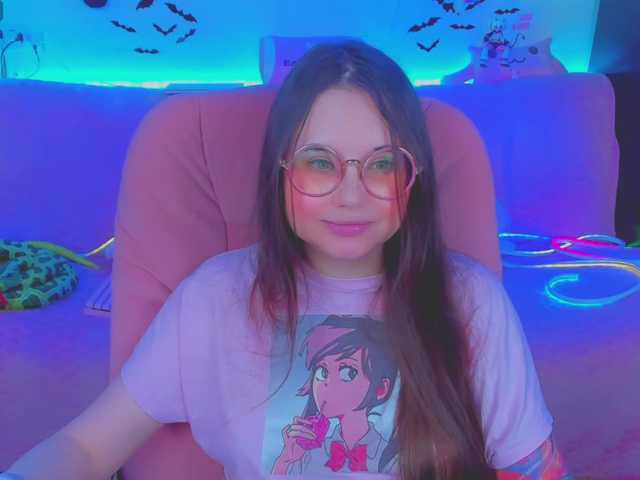 LittleKitsune live cam on BongaCams