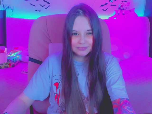 LittleKitsune live cam on BongaCams