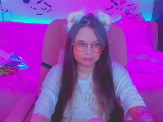 LittleKitsune live cam on BongaCams