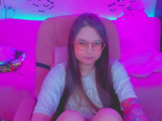 LittleKitsune live cam on BongaCams