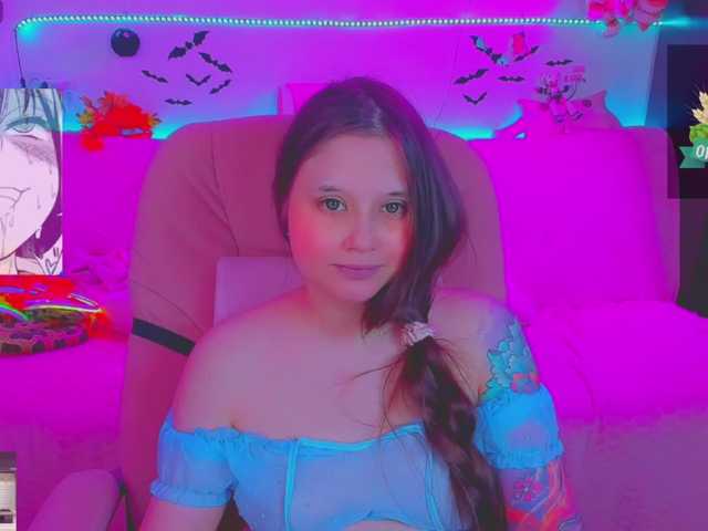 LittleKitsune live cam on BongaCams