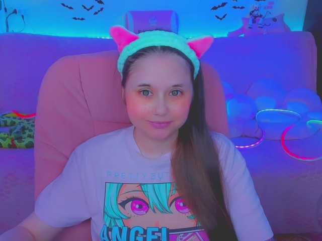 LittleKitsune live cam on BongaCams
