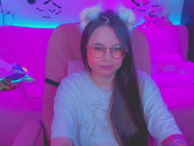 LittleKitsune live cam on BongaCams