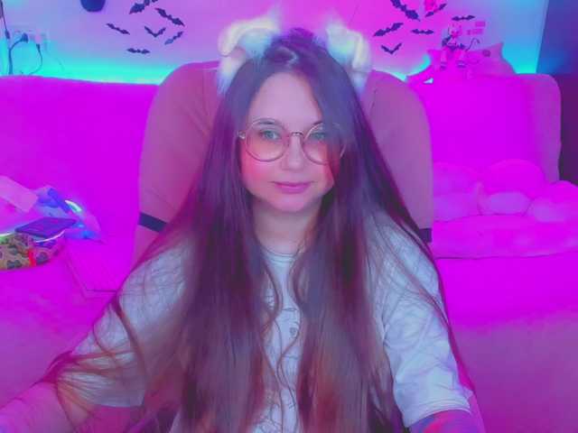 LittleKitsune live cam on BongaCams