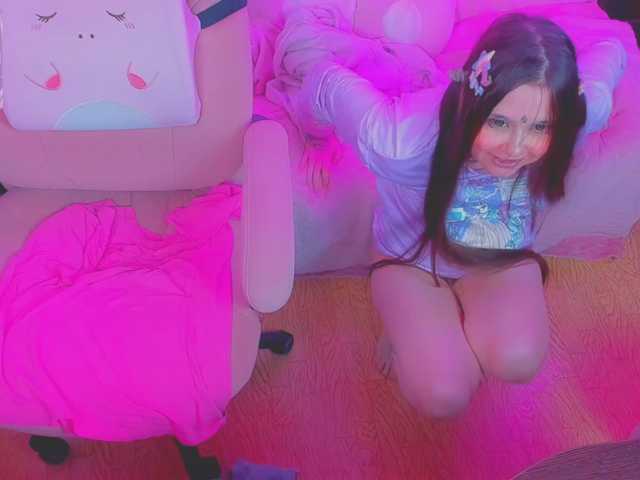 LittleKitsune live cam on BongaCams