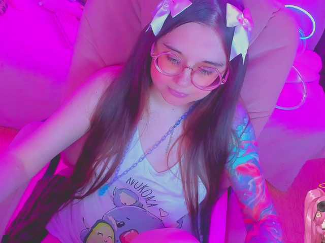 LittleKitsune live cam on BongaCams