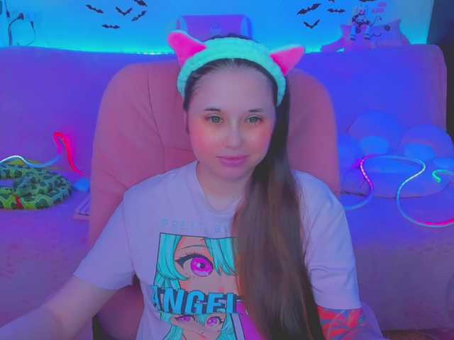 LittleKitsune live cam on BongaCams