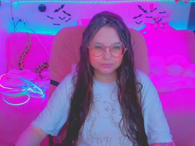 LittleKitsune live cam on BongaCams