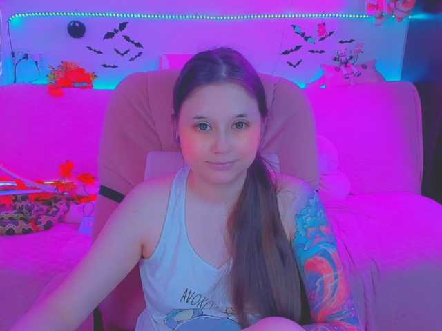 LittleKitsune live cam on BongaCams