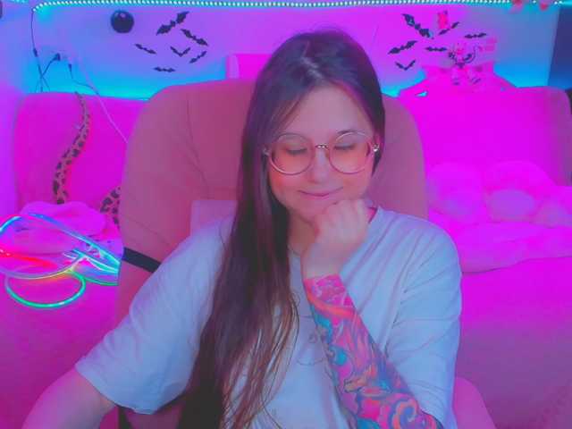 LittleKitsune live cam on BongaCams