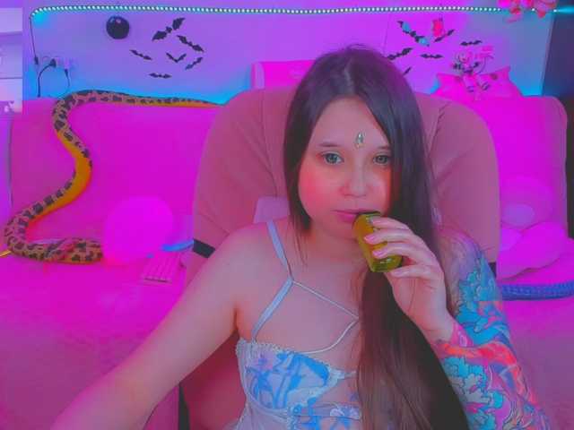 LittleKitsune live cam on BongaCams
