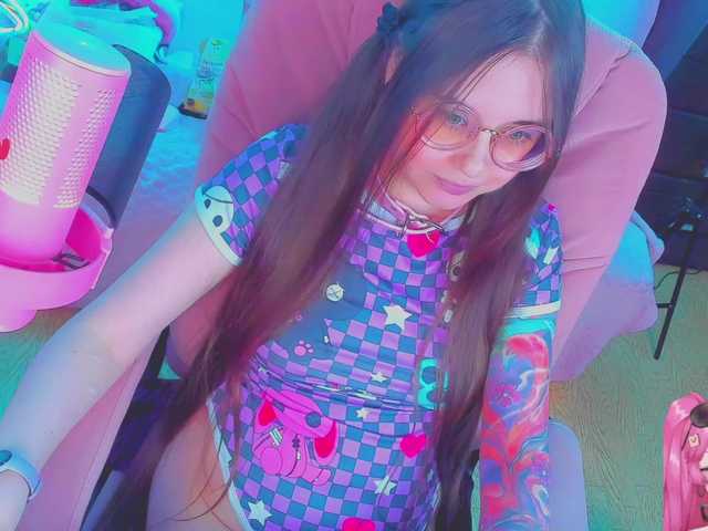 LittleKitsune live cam on BongaCams