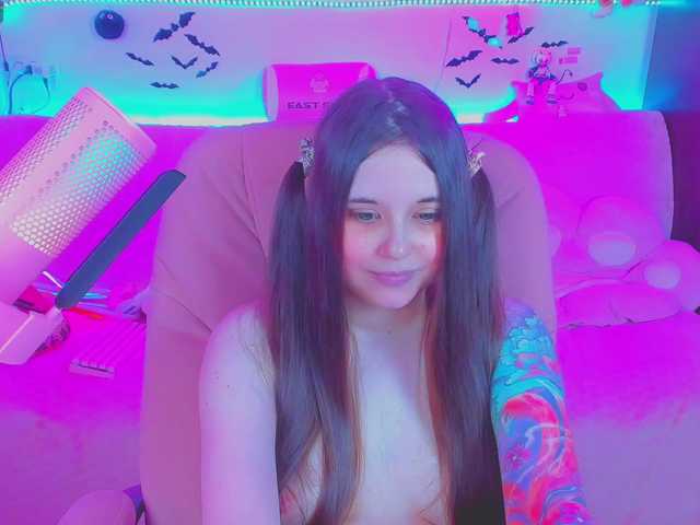 LittleKitsune live cam on BongaCams