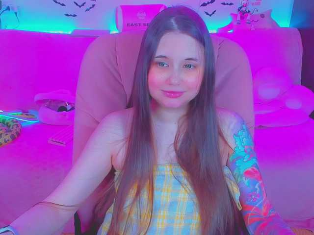 LittleKitsune live webcam show