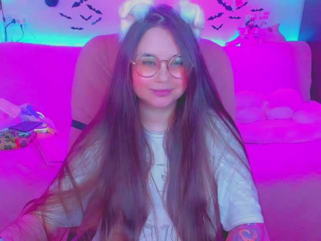 LittleKitsune live cam on BongaCams
