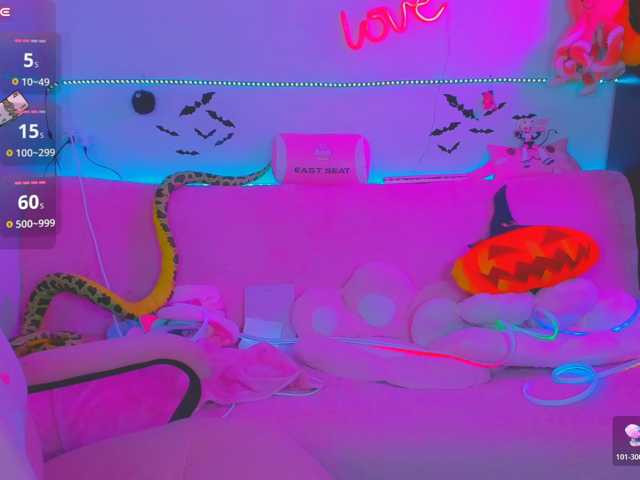 LittleKitsune live cam on BongaCams