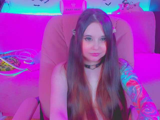 LittleKitsune live cam on BongaCams