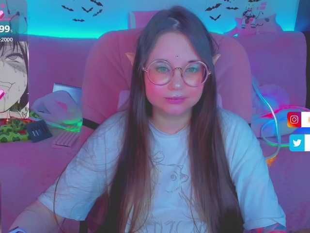 LittleKitsune live cam on BongaCams