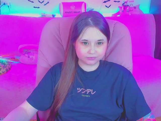 LittleKitsune live cam on BongaCams